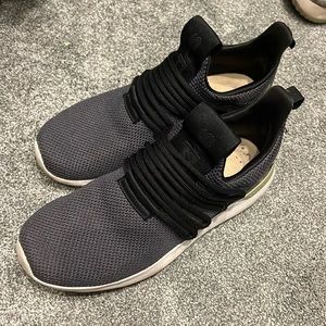 Adidas Cloudfoam - lightly worn